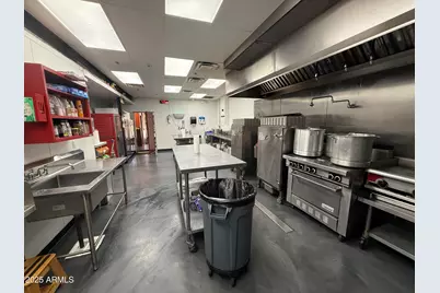 7900 N 70th Avenue #101, Glendale, AZ 85303 - Photo 10