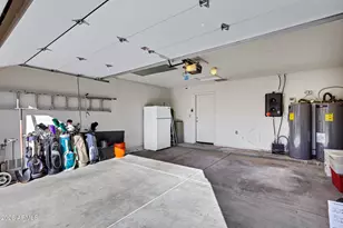 814 E Sack Dr, Phoenix, AZ 85024 - Photo 22