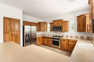 13226 N Founders Park Blvd, Surprise, AZ 85379 - Photo 10
