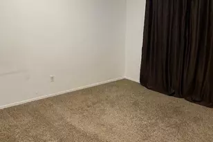 18170 N 89th Ln, Peoria, AZ 85382 - Photo 10