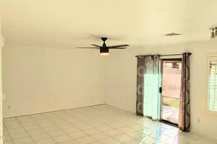 18170 N 89th Ln, Peoria, AZ 85382 - Photo 8