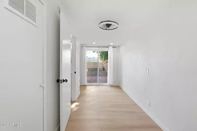 2047 E Virginia Avenue, Phoenix, AZ 85006 - Photo 14