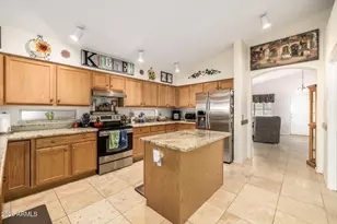 17116 N Corey Ct, Surprise, AZ 85374 - Photo 4