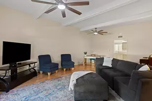 6512 N 12th Wy, Phoenix, AZ 85014 - Photo 12