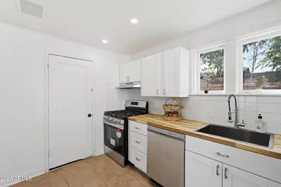 2047 E Virginia Avenue, Phoenix, AZ 85006 - Photo 36