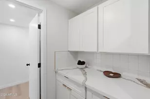 2047 E Virginia Ave, Phoenix, AZ 85006 - Photo 12