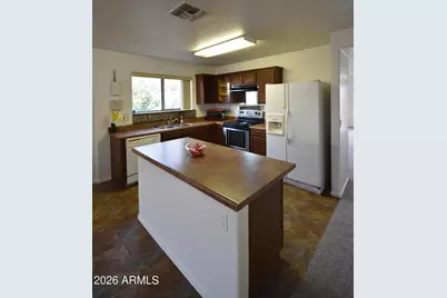 2404 W Roeser Road, Phoenix, AZ 85041 - Photo 10