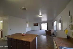 2404 W Roeser Rd, Phoenix, AZ 85041 - Photo 12