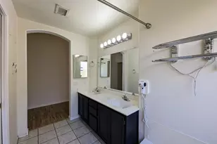 8437 W Charter Oak Rd, Peoria, AZ 85381 - Photo 24