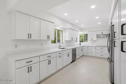 9437 E Calle De Valle Drive, Scottsdale, AZ 85255 - Photo 14