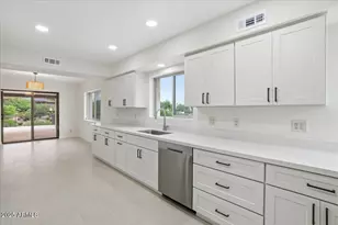 9437 E Calle De Valle Dr, Scottsdale, AZ 85255 - Photo 16