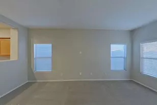 42756 W Elizabeth Ave, Maricopa, AZ 85138 - Photo 4