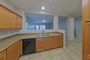 42756 W Elizabeth Ave, Maricopa, AZ 85138 - Photo 6