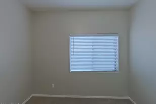 42756 W Elizabeth Ave, Maricopa, AZ 85138 - Photo 10