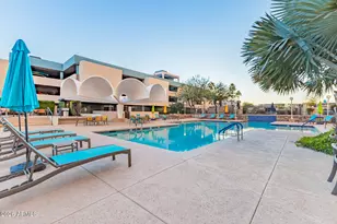 207 W Clarendon Ave, Phoenix, AZ 85013 - Photo 40