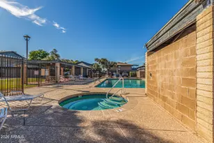 286 W Palomino Dr, Chandler, AZ 85225 - Photo 30