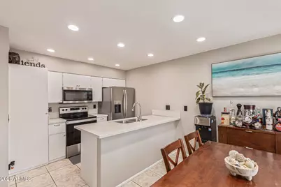 286 W Palomino Drive #104, Chandler, AZ 85225 - Photo 14