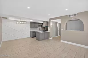 7557 N Dreamy Draw Dr, Phoenix, AZ 85020 - Photo 6