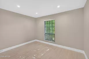 7557 N Dreamy Draw Dr, Phoenix, AZ 85020 - Photo 22