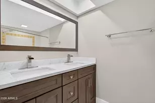 7557 N Dreamy Draw Dr, Phoenix, AZ 85020 - Photo 26