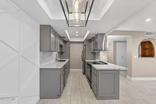 7557 N Dreamy Draw Dr, Phoenix, AZ 85020 - Photo 12