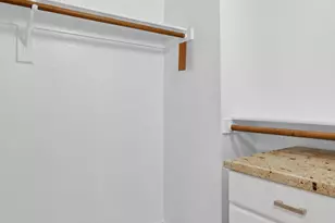 7557 N Dreamy Draw Dr, Phoenix, AZ 85020 - Photo 20