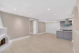 7557 N Dreamy Draw Dr, Phoenix, AZ 85020 - Photo 4