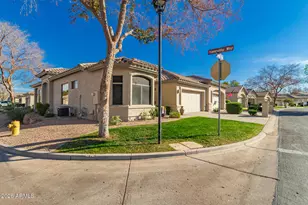 23701 S Pleasant Way, Sun Lakes, AZ 85248 - Photo 2