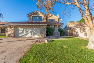 976 W Hudson Way, Gilbert, AZ 85233 - Photo 4