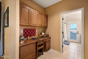 22074 W Knudson Dr, Surprise, AZ 85387 - Photo 34