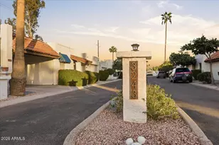 3243 N 38th St, Phoenix, AZ 85018 - Photo 42