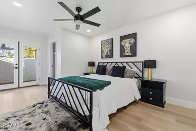 3243 N 38th Street #12, Phoenix, AZ 85018 - Photo 20