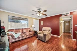 762 E Carla Vista Dr, Chandler, AZ 85225 - Photo 4