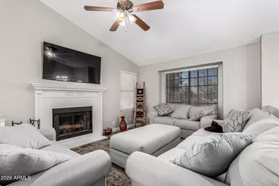 567 W Spur Avenue, Gilbert, AZ 85233 - Photo 6