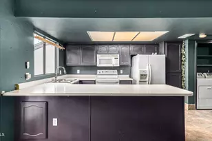 170 E Guadalupe Rd, Gilbert, AZ 85234 - Photo 12