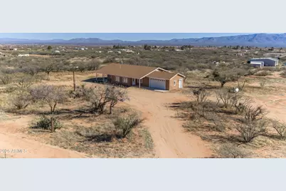 8505 E Hansford Lane, Sierra Vista, AZ 85650 - Photo 6