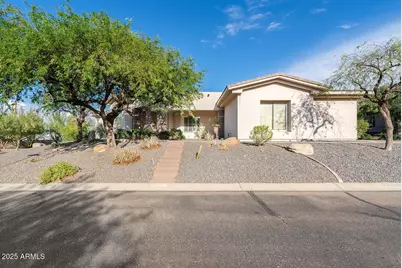 8705 S 24th Place, Phoenix, AZ 85042 - Photo 4