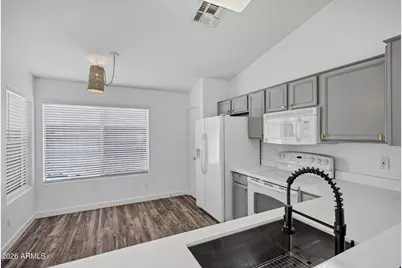 56 S Monterey Street, Gilbert, AZ 85233 - Photo 14