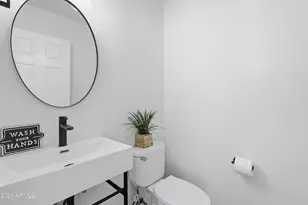 9231 E Dreyfus Pl, Scottsdale, AZ 85260 - Photo 16