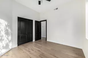 6616 W Robin Ln, Glendale, AZ 85310 - Photo 32