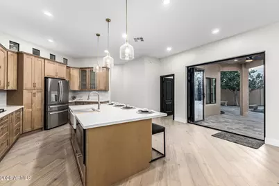 6616 W Robin Lane, Glendale, AZ 85310 - Photo 8