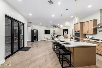6616 W Robin Lane, Glendale, AZ 85310 - Photo 6