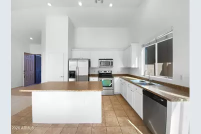 46123 W Rainbow Drive, Maricopa, AZ 85139 - Photo 2