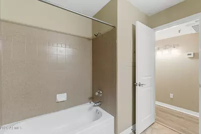 2025 E Campbell Avenue #140, Phoenix, AZ 85016 - Photo 12