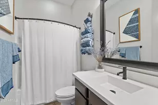 1353 E Paseo Way, Phoenix, AZ 85042 - Photo 38