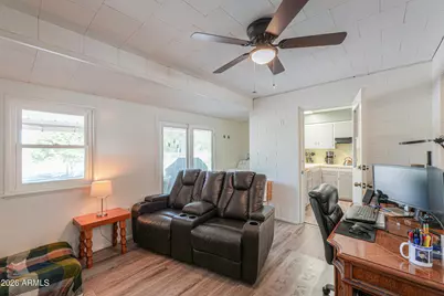 10530 W Desert Hills Court, Sun City, AZ 85351 - Photo 10