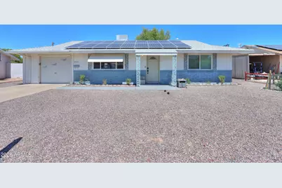 10530 W Desert Hills Court, Sun City, AZ 85351 - Photo 1