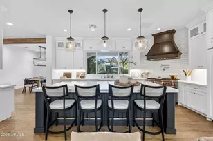 3906 E Crittenden Ln, Phoenix, AZ 85018 - Photo 2