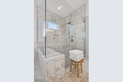 3906 E Crittenden Lane, Phoenix, AZ 85018 - Photo 36