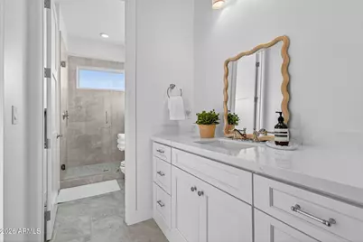 3906 E Crittenden Lane, Phoenix, AZ 85018 - Photo 44